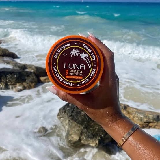 Luna tanning gel